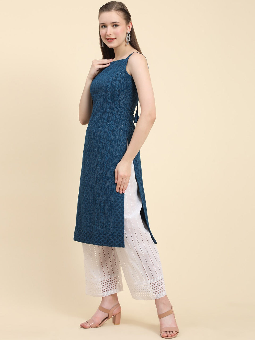 Kalini Floral Embroidered Chikankari Georgette Kurta - Distacart