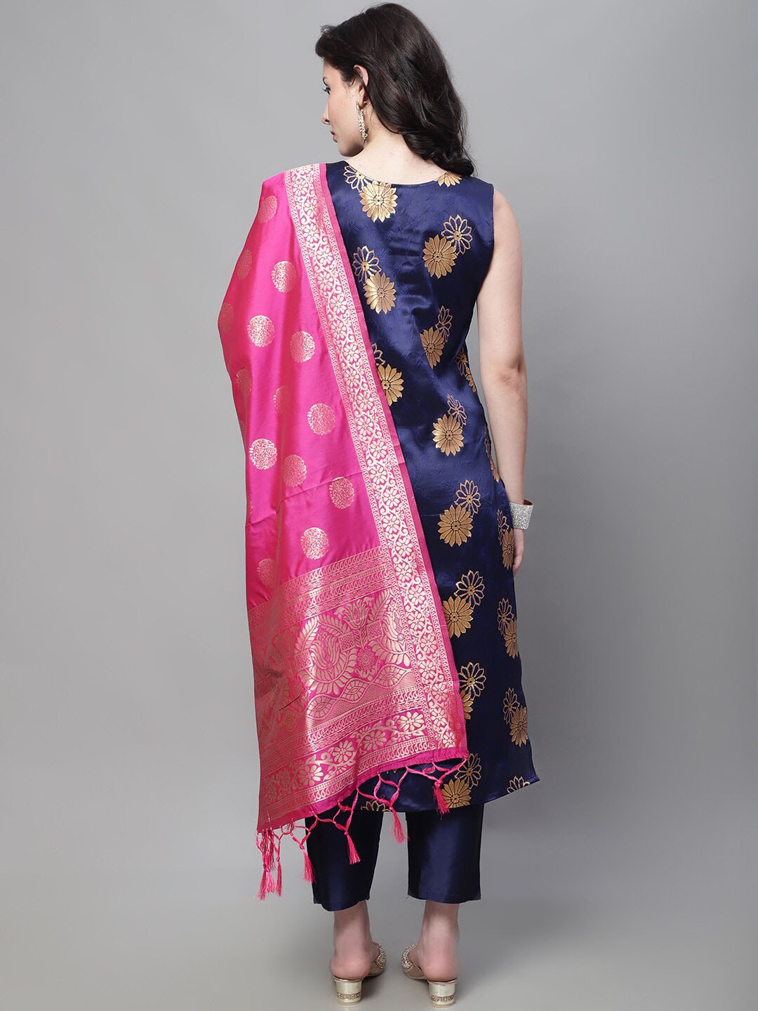 Kalini Floral Printed V-Neck Kurta with Trousers & With Dupatta - Distacart