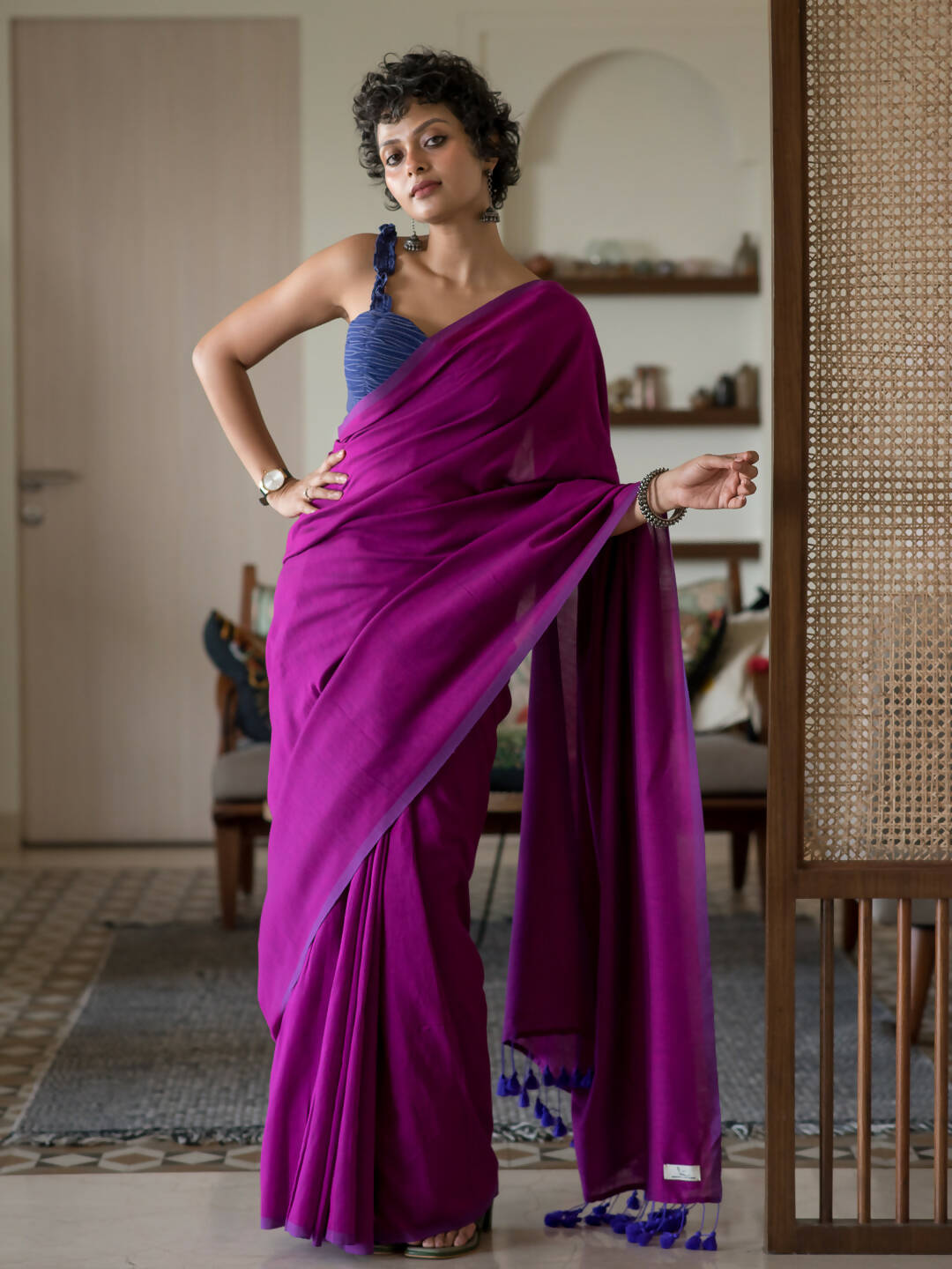 Suta Magenta Solid Cotton Blend Saree - Distacart