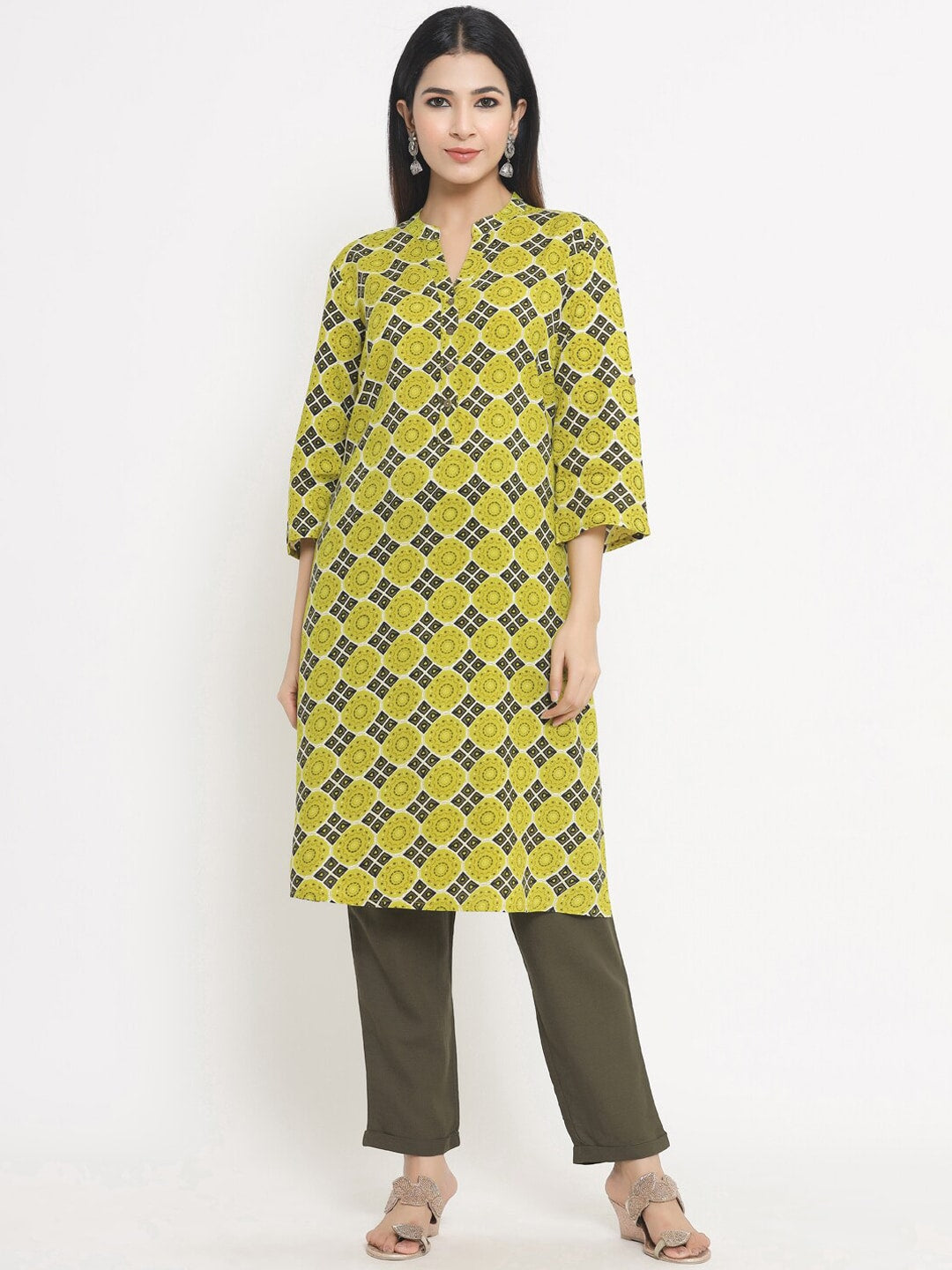 Sangria Women Green Printed Kurta with Trousers - Distacart
