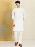 Thumbnail for House of Pataudi Men Chikankari Embroidered Pure cotton Jashn Kurta with Churidar - Distacart