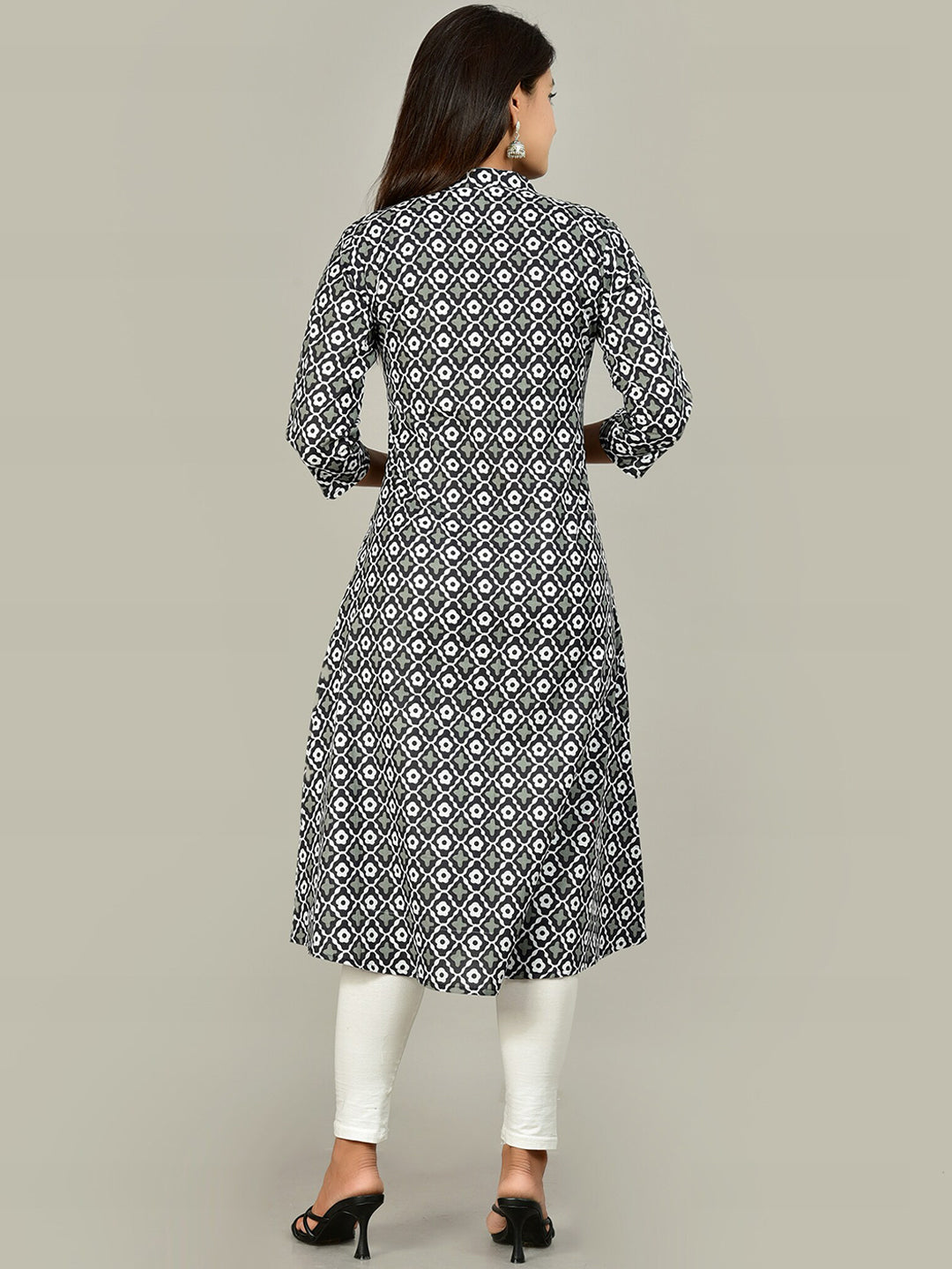 Kalini Women Grey Floral Printed Cotton Kurta - Distacart