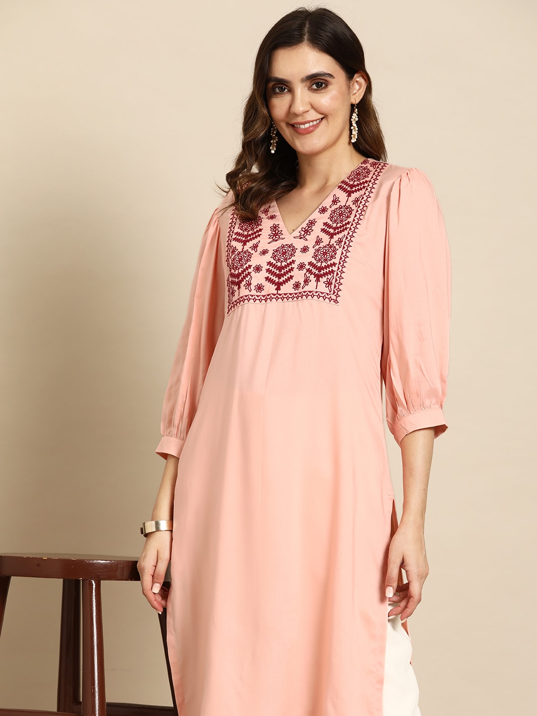 Sangria Floral Embroidered Kurta - Distacart