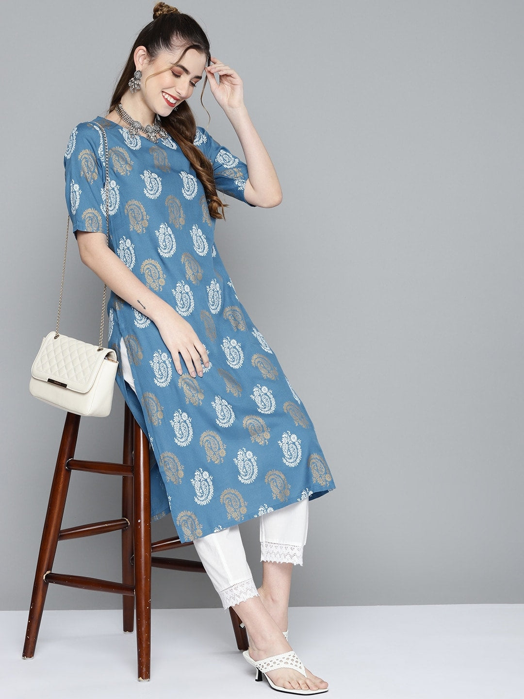 HERE&NOW Women Blue & Golden Paisley Printed Straight Kurta - Distacart