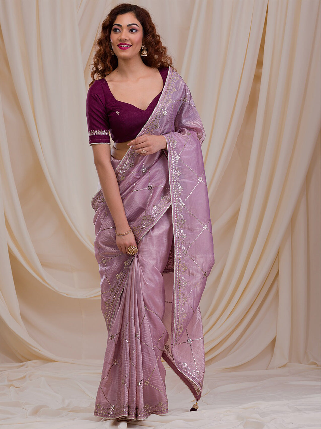 Koskii Ethnic Motifs Embroidered Tissue Saree - Distacart