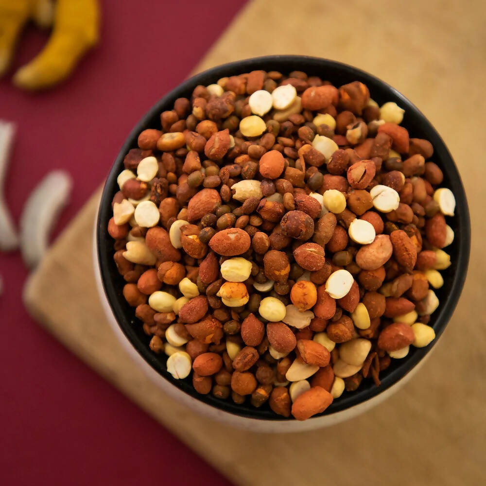 The State Plate Karnataka's Hurigalu - Distacart