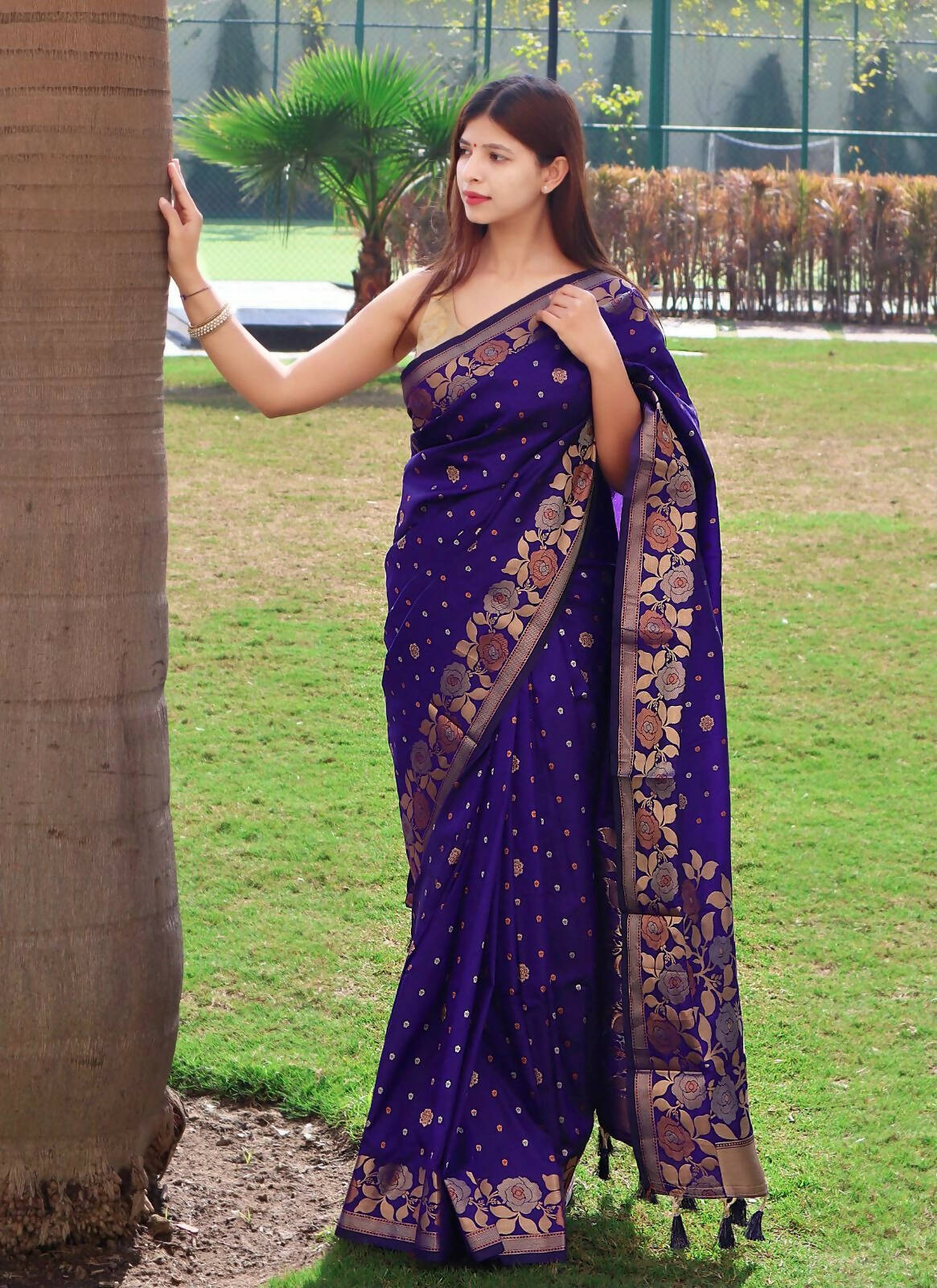 DEIANA'S Beautiful Golden Jari with New Design Soft Lichi Silk Saree - Purple - Distacart
