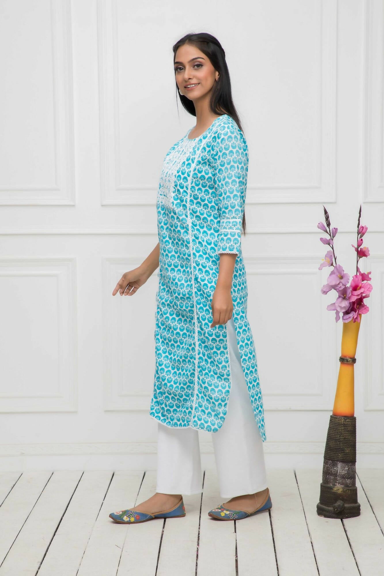 Myshka Blue Women Solid Cotton Straight Round Neck Kurtas - Distacart