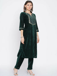 Thumbnail for Women Republic Green Velvet Embroidered Kurta With Pant - Distacart