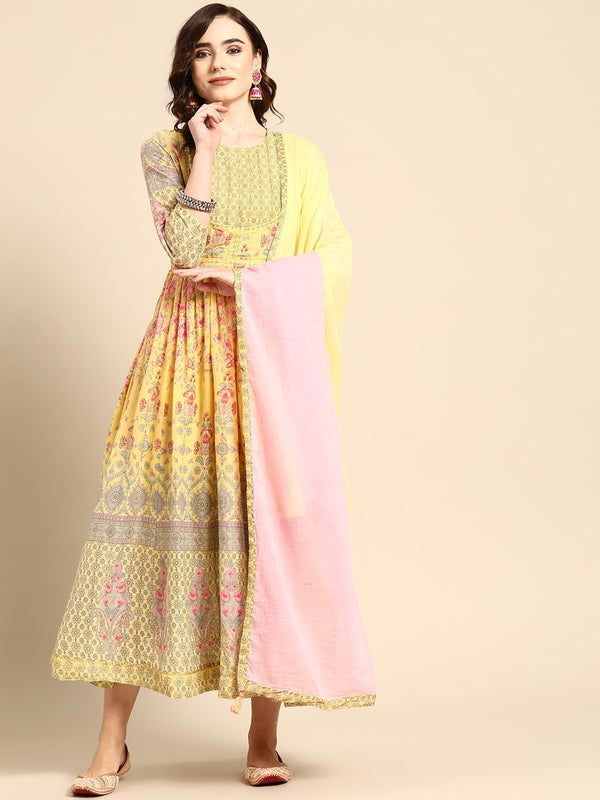 Sangria Women Yellow & Pink Floral Printed Anarkali Kurta - Distacart