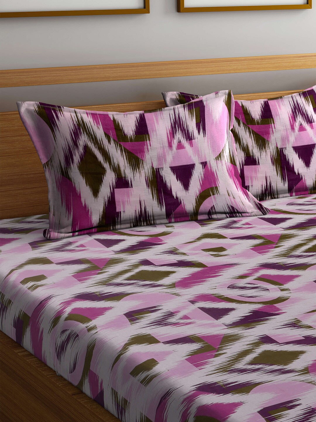 BOMBAY DYEING Marigold Purple Geometric Cotton 104 TC King Bedsheet With 2 Pillow Covers - Distacart