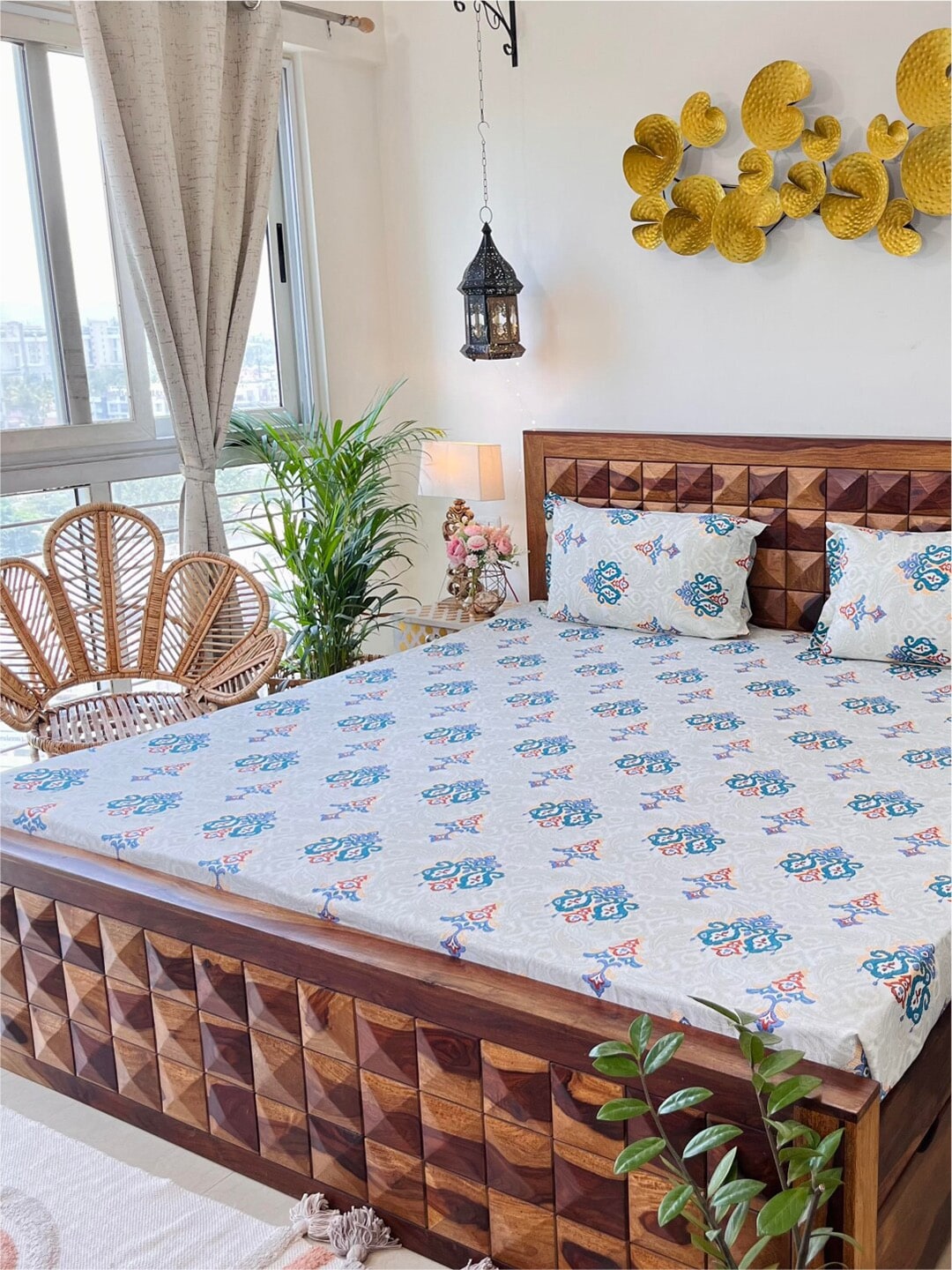 URBAN SPACE Divine White Ethnic Motifs 144 TC Cotton Queen Bedsheet & 2 Pillow Covers - Distacart