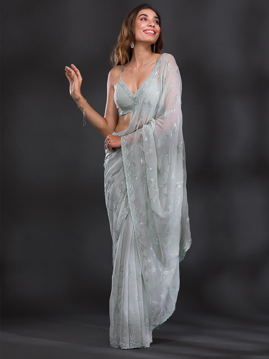 Koskii Embellished Sequinned Saree - Distacart