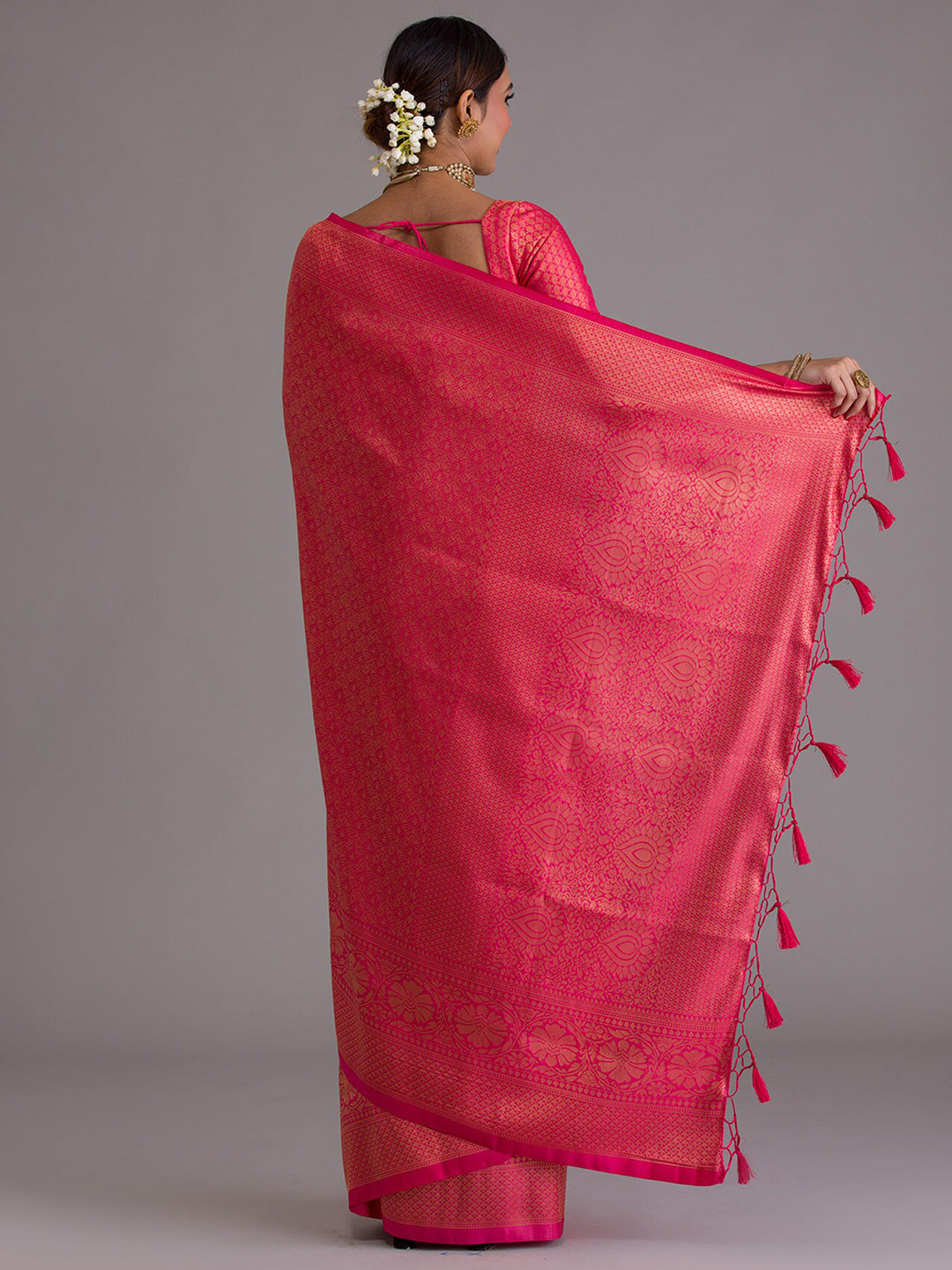 Koskii Red & Gold-Toned Ethnic Motifs Zari Saree - Distacart
