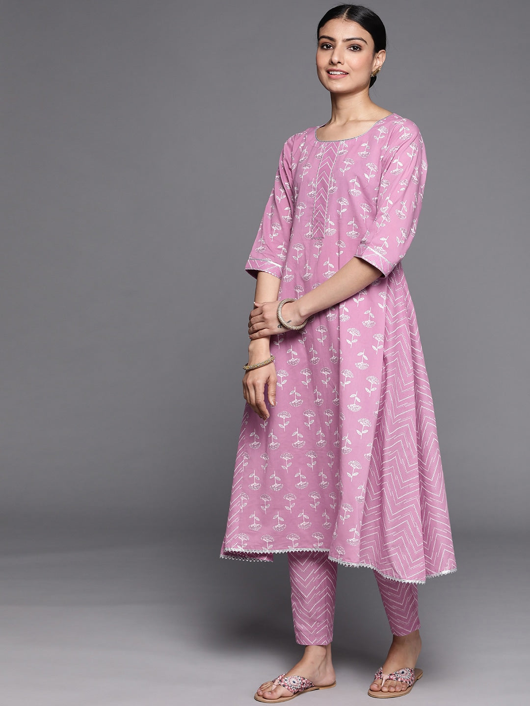 Libas Women Lavender Floral Printed Pure Cotton Kurta with Trousers & With Dupatta - Distacart