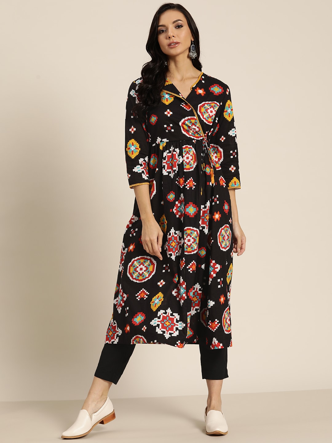 Sangria Women Black & White Geometric Print Cotton Angrakha Kurta with Trousers - Distacart