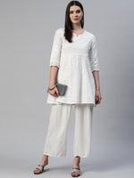 Thumbnail for Kalini Floral Embroidered Chikankari Cotton Kurta - Distacart