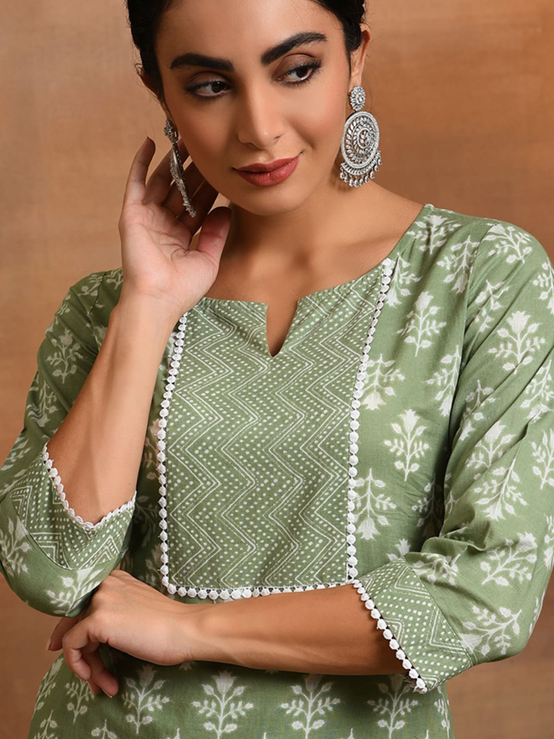 Aks Ethnic Motifs Printed Pure Cotton Kurta with Palazzos - Distacart