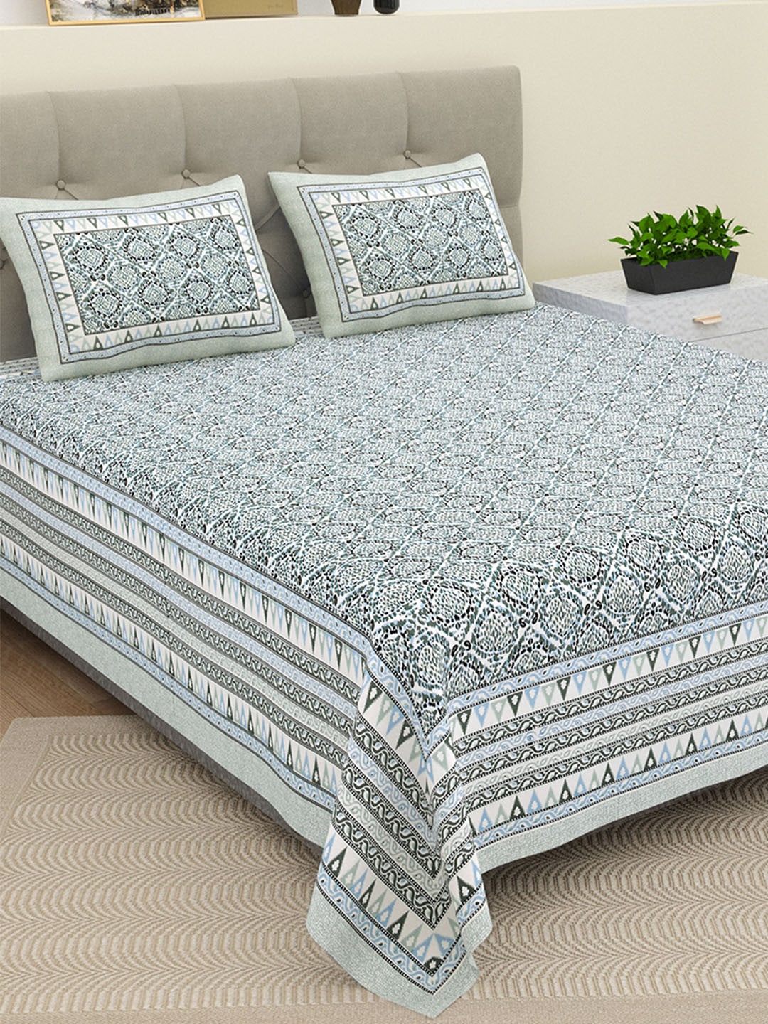 BELLA CASA Ethnic Grey & White Ethnic Pure Cotton 180 TC King Bedsheet & 2 Pillow Covers - Distacart