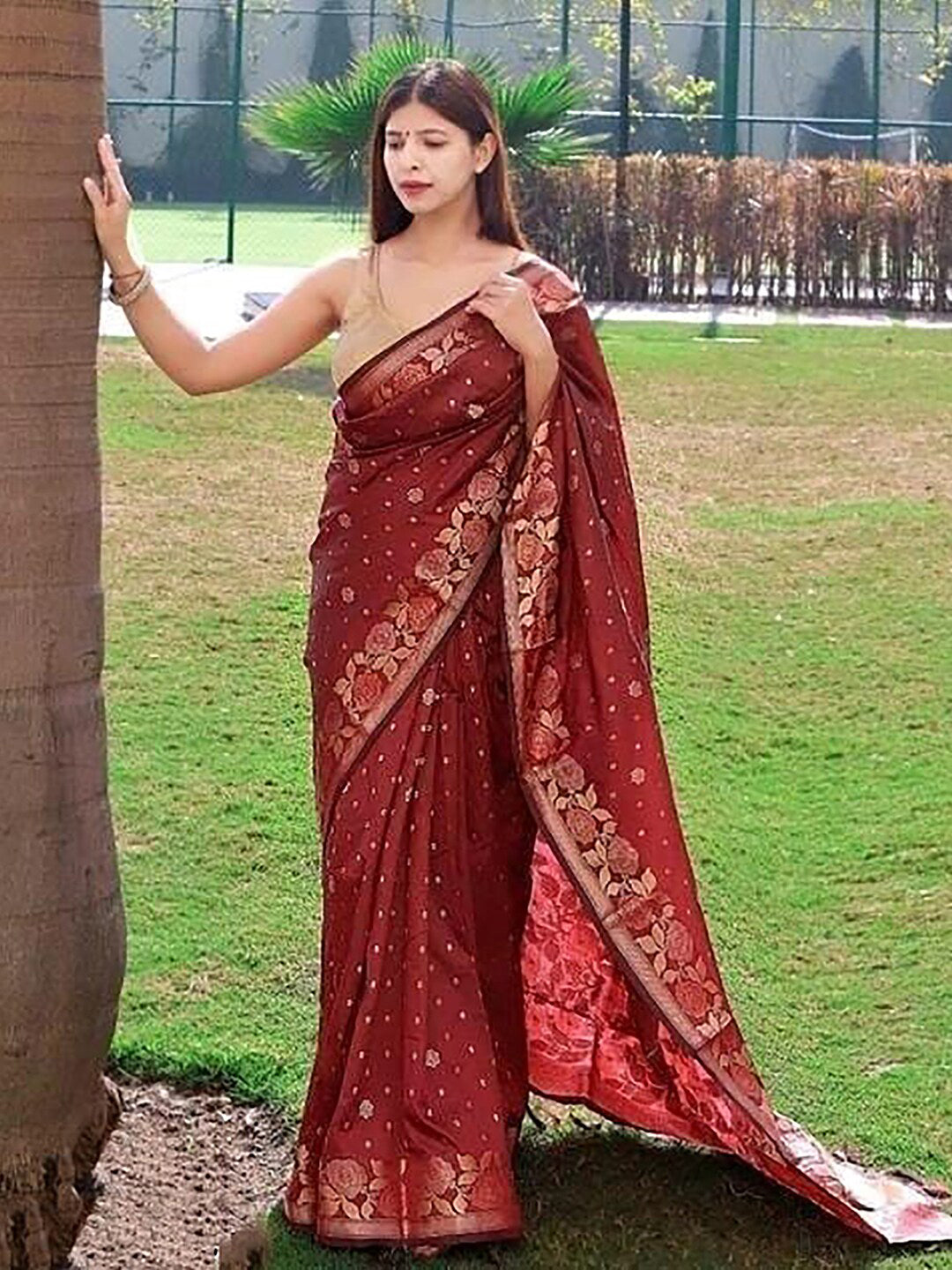 Kalini Floral Woven Design Zari Banarasi Saree - Distacart