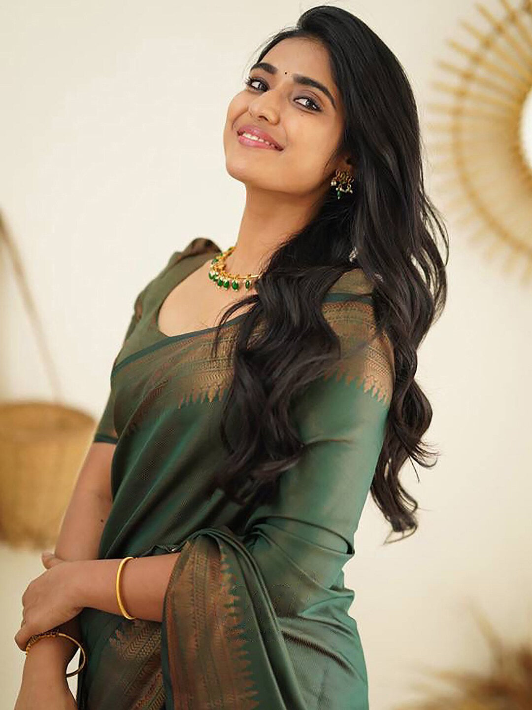 Kalini Zari Banarasi Saree - Distacart