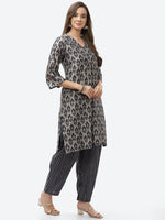 Thumbnail for Biba Women Navy Blue Kurta with Trousers - Distacart