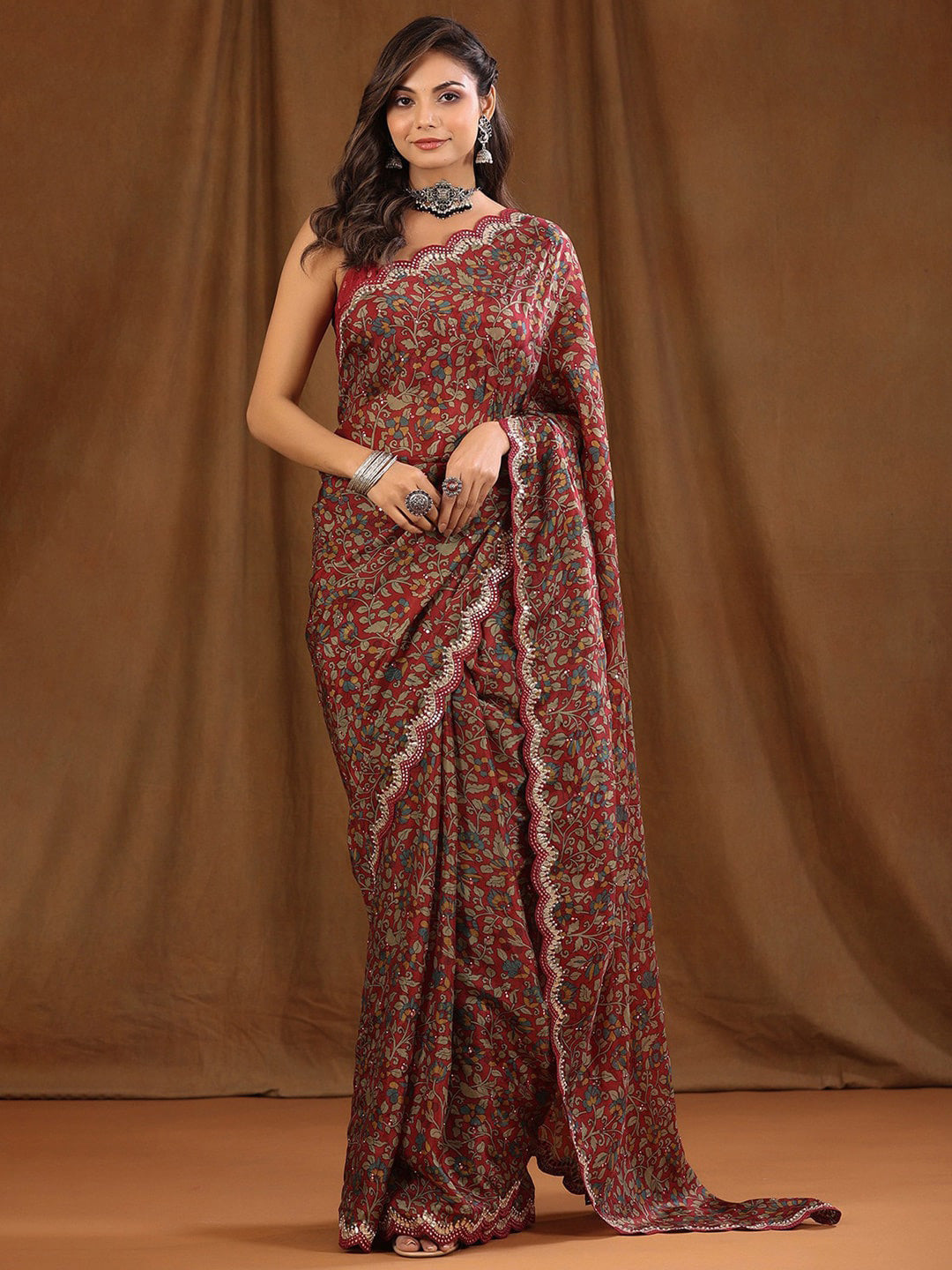 Sangria Maroon Floral Printed Beads And Stones Sarees - Distacart