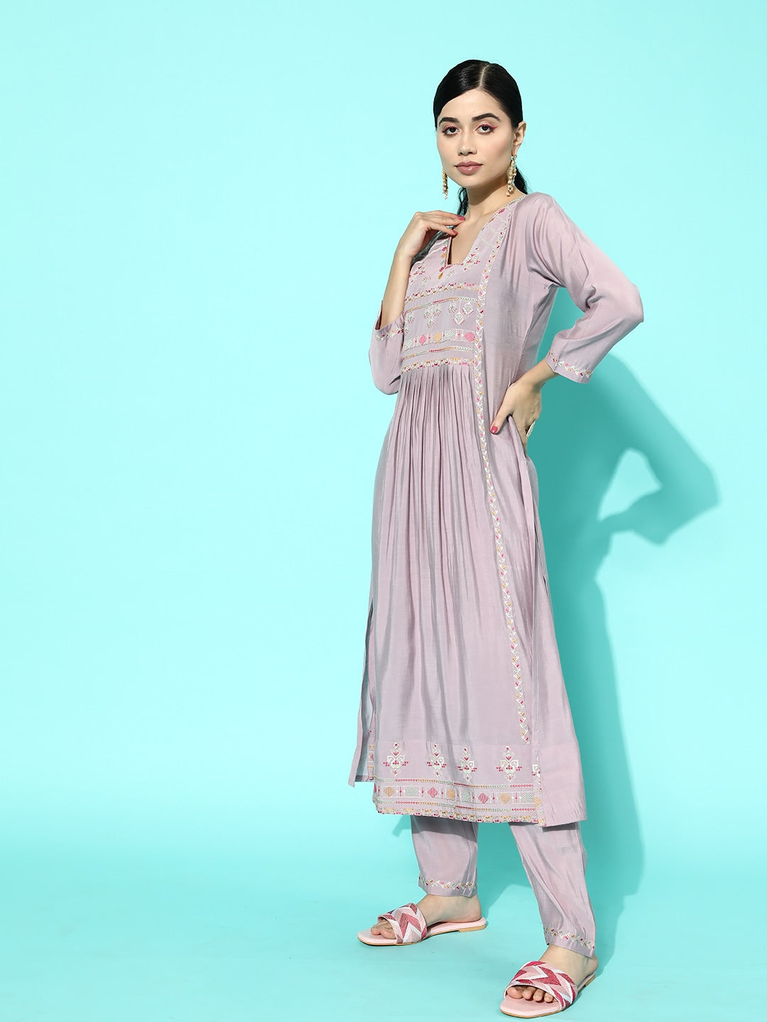 Sangria Women Lavender Ethnic Motifs Yoke Design Regular Thread Work Kurta with Trousers & With Dupatta - Distacart