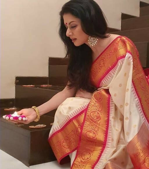 DEIANA'S Beautiful Golden Jari with New Design Soft Lichi Silk Saree - White - Distacart