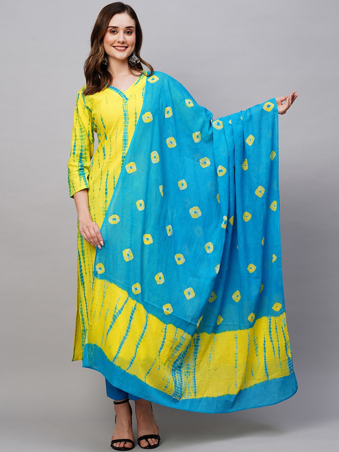 Kalini Bandhani Printed V-Neck Regular Kurta with Trousers & With Dupatta - Distacart