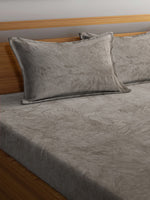 Thumbnail for KLOTTHE 300 TC Woolen King Bedsheet with 2 Pillow Covers - Distacart