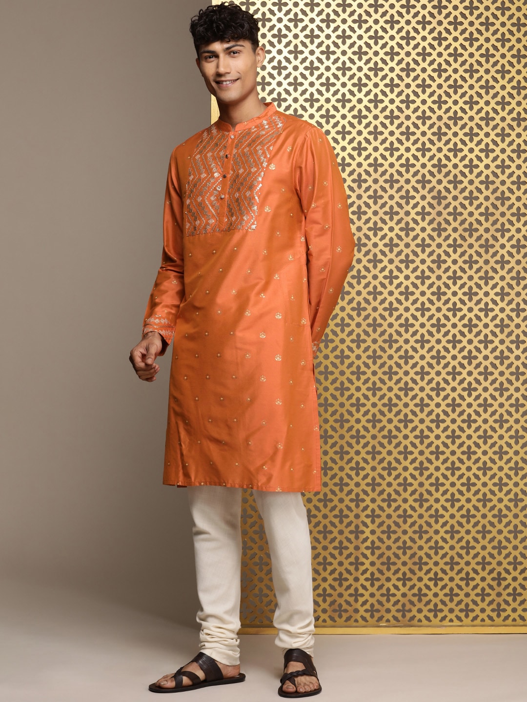 House of Pataudi Jashn Ethnic Motifs Yoke Design Sequinned Kurta - Distacart