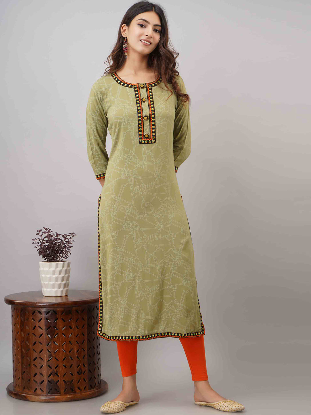 Kalini Women Green Geometric Yoke Design Mirror Work Kurta - Distacart