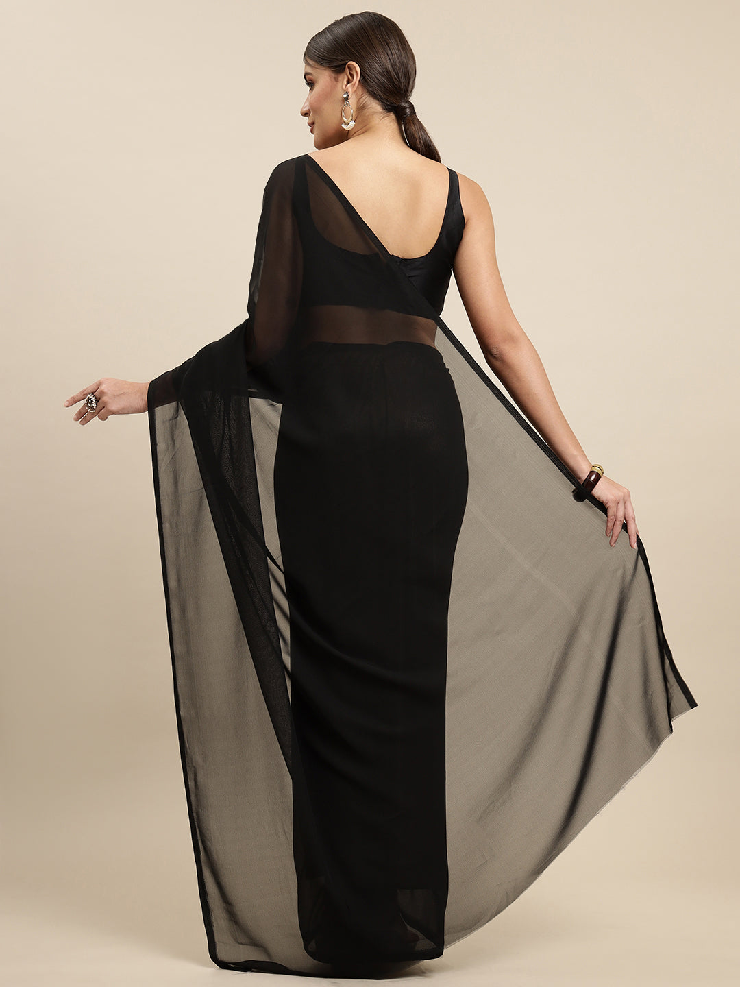 Kalini Women Black Solid Saree - Distacart
