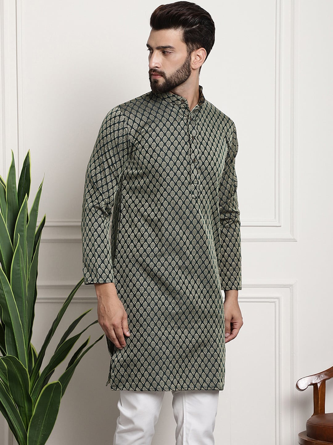 Sojanya Men Green & Beige Jacquard Silk Kurta - Distacart