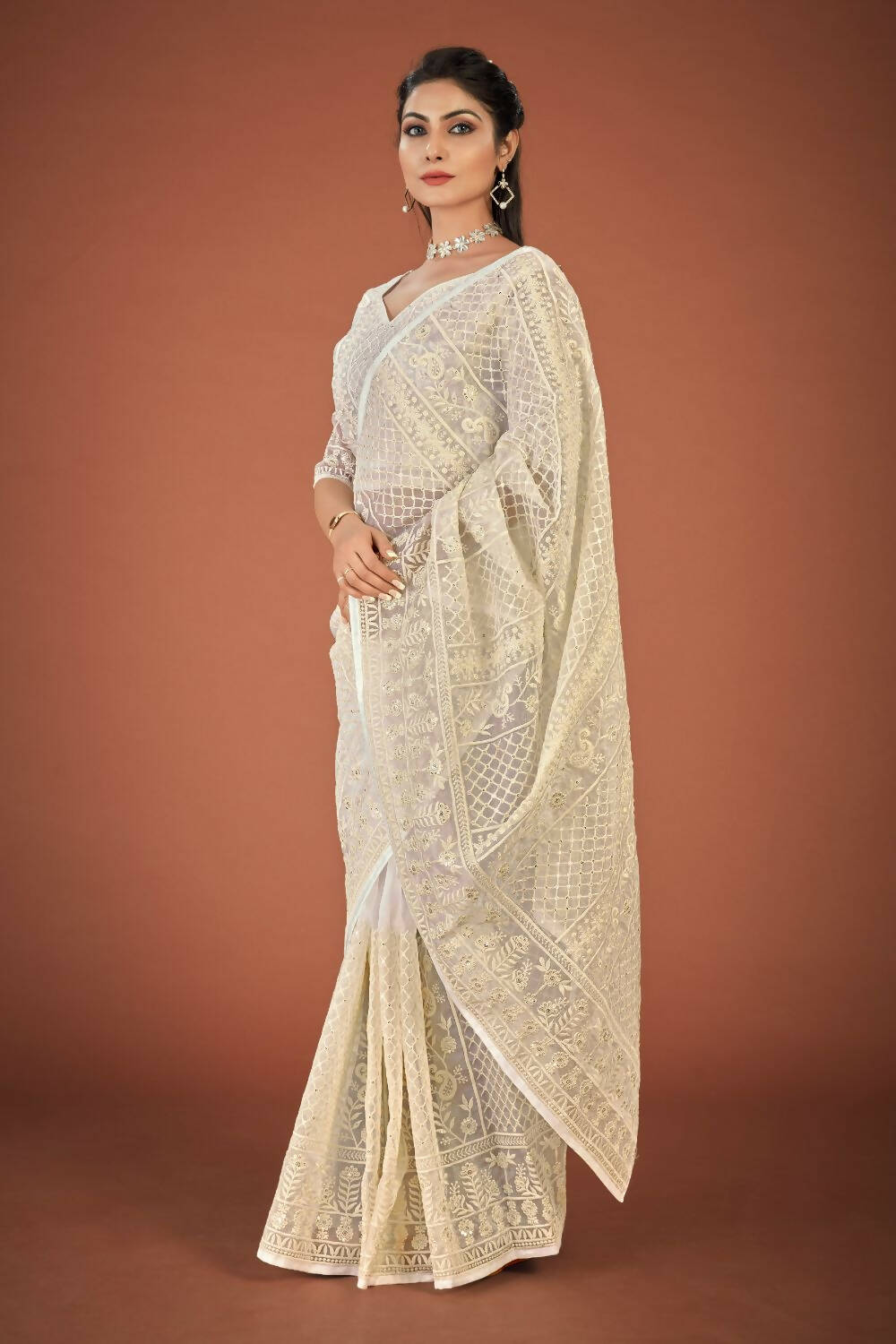 Vamsee White Organza Saree - Distacart