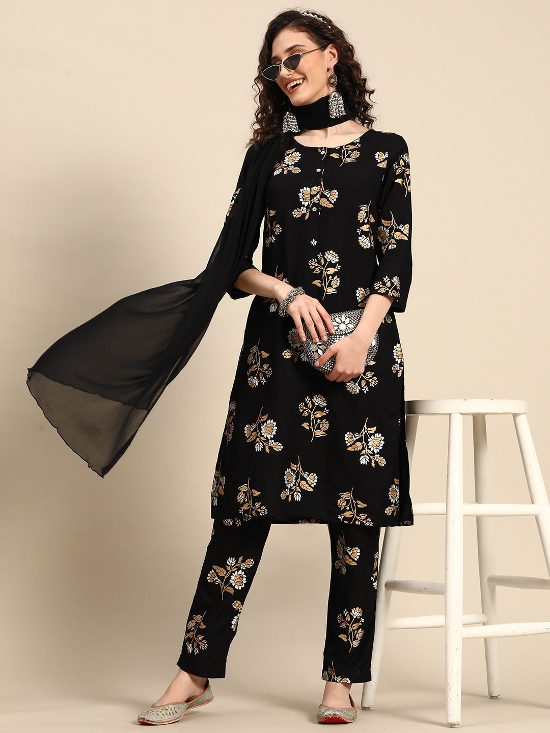 Sangria Floral Printed Regular Kurta With Trousers & Dupatta - Distacart
