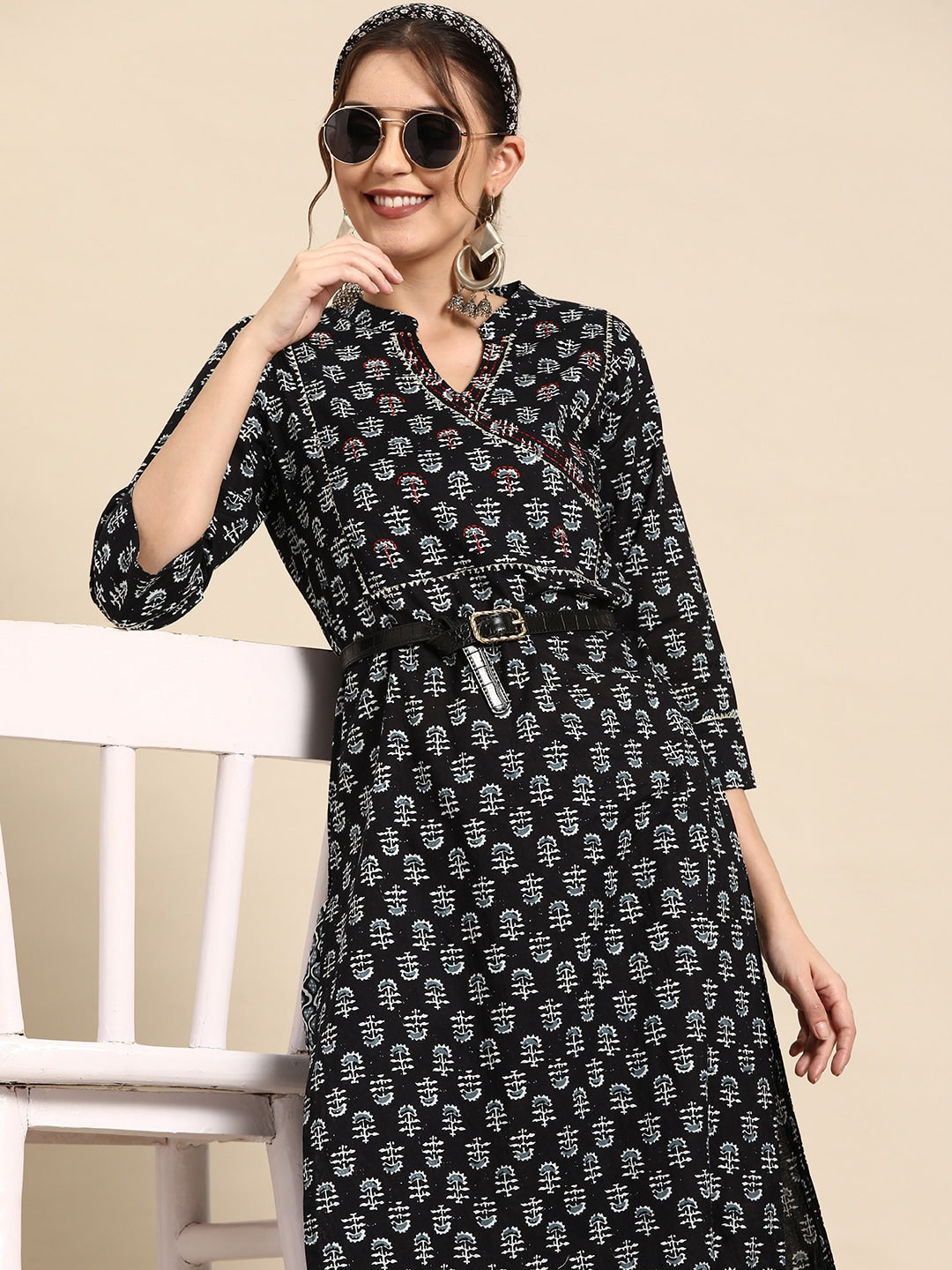 Sangria Ethnic Motifs Printed High Slit Gotta Patti Pure Cotton Kurta With Trousers - Distacart