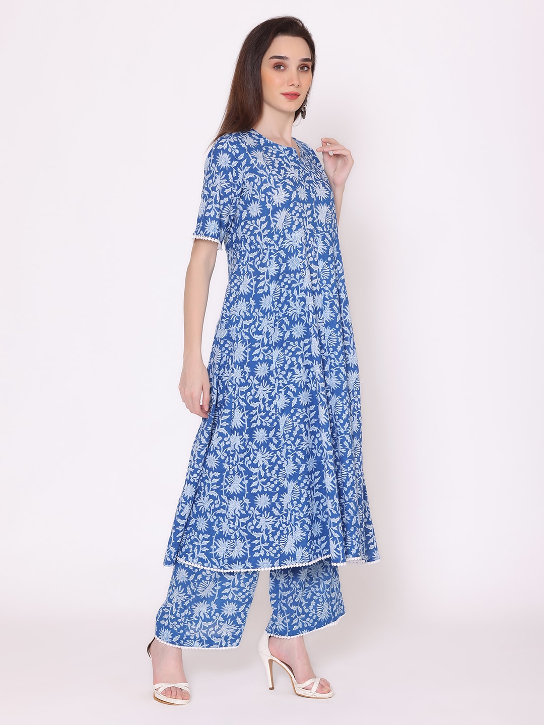 Kalini Kalini Women Blue Floral Printed Pure Cotton Kurta with Trousers - Distacart