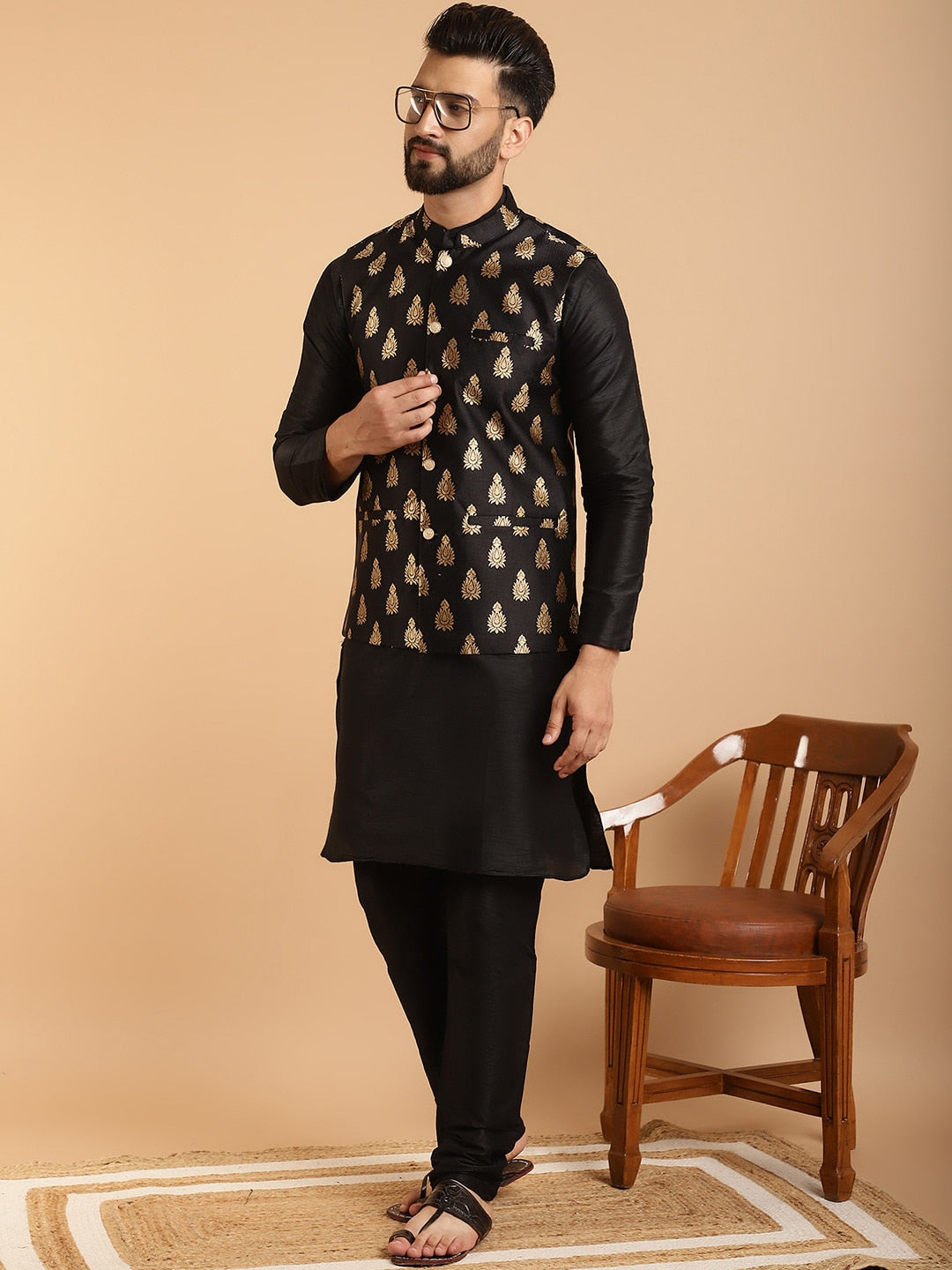 Sojanya Band Collar Regular Kurta & Churidar With Nehru Collar - Distacart
