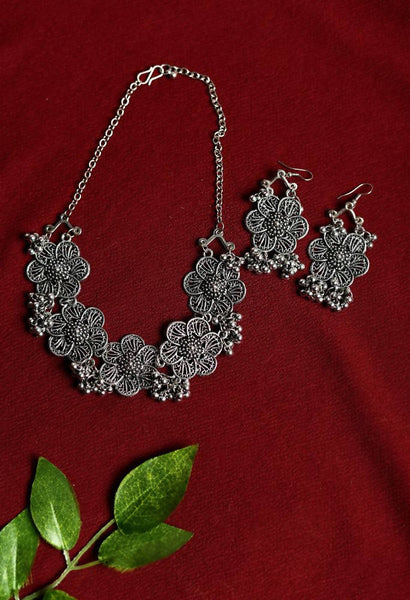 Tehzeeb Creations Oxidised Silver Colour Beautiful Necklace And Earrings