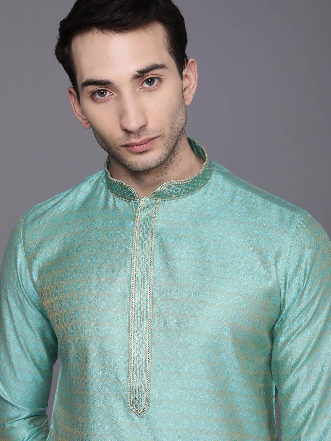 Manyavar Men Turquoise Blue Ethnic Motifs Regular Kurta with Pyjamas - Distacart