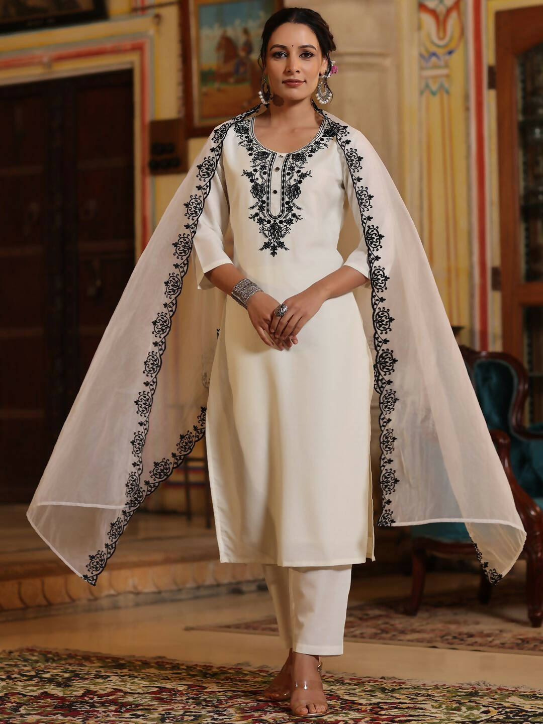 Juniper Women's White Chinnon Solid Embroidered Kurta Set - Distacart