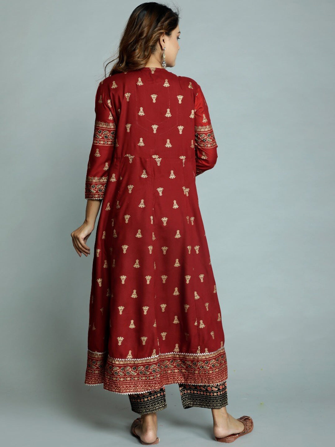 NOZ2TOZ Women's Red Embroidered Panelled Kurti with Trousers & With Dupatta - Distacart