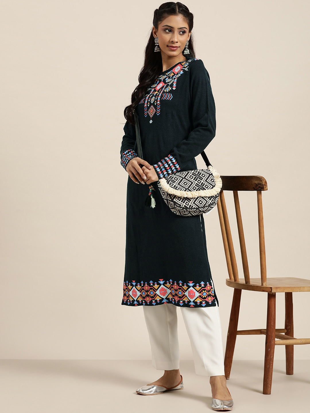 Sangria Women Teal Green & Pink Geometric Printed Straight Winter Kurta - Distacart