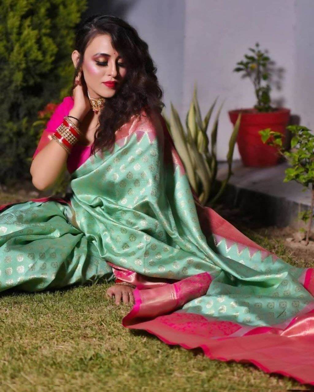 DEIANA'S Beautiful Golden Jari with New Design Soft Lichi Silk Saree - Pista - Distacart