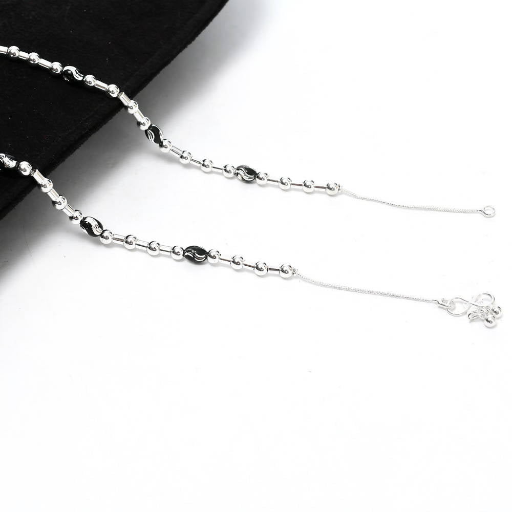 Tehzeeb Creations Silver Plated Anklet With Black Beads