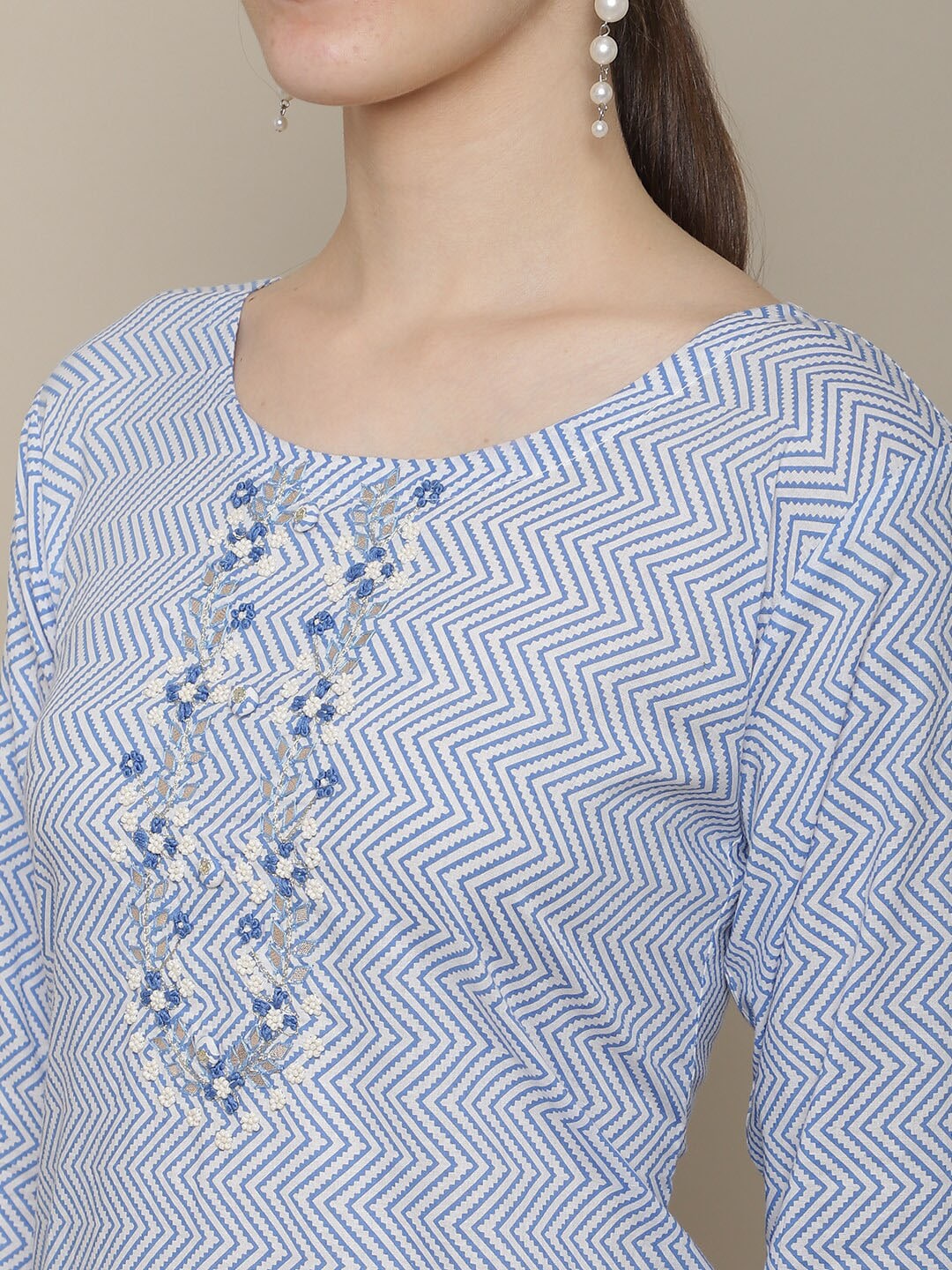 Sangria Women Lavender Geometric Printed Flared Sleeves Thread Work Kurta - Distacart