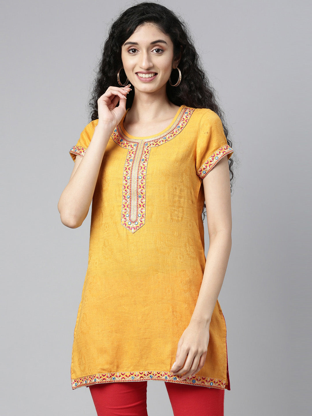 Souchii Women Yellow Embroidered Thread Work Kaftan Kurta - Distacart