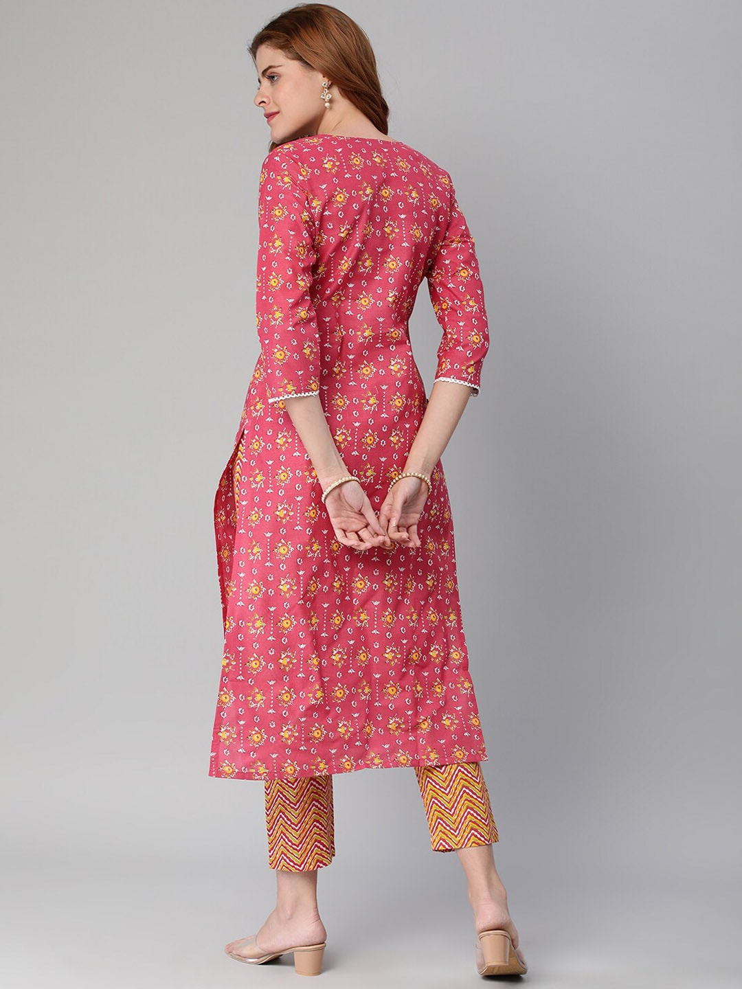Kalini Ethnic Motif Printed Notched Neck Gotta Patti Straight Kurta With Trousers - Distacart